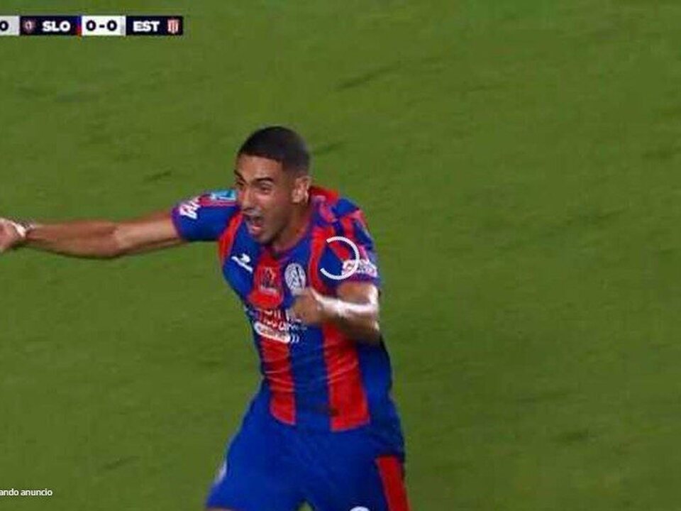 San Lorenzo le ganó una batalla a Estudiantes