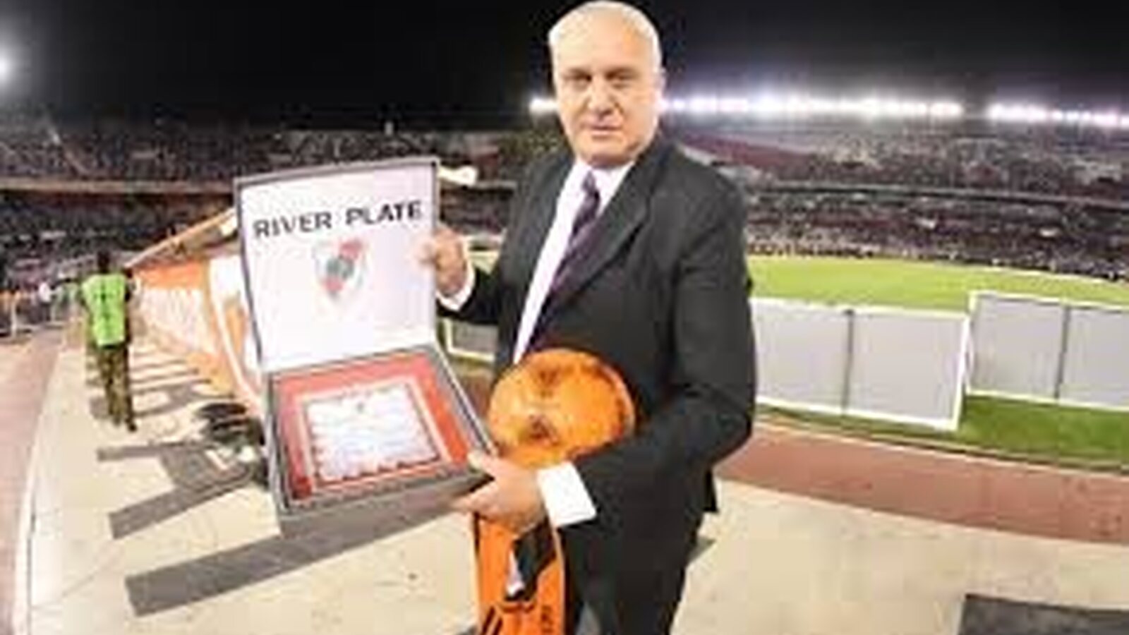 El Súper motivo por el que River homenajeará al Beto Alonso ante Belgrano