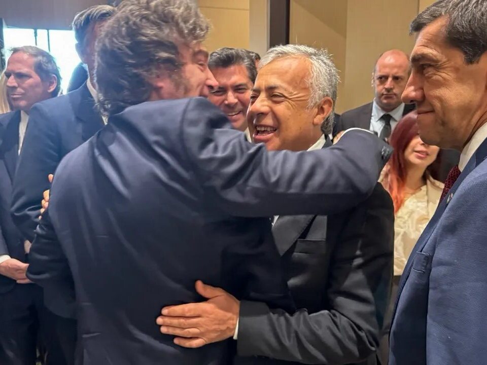 El Gobierno anticipó a 12 Provincias 400 mil millones de pesos, Mendoza se encuentra incluída