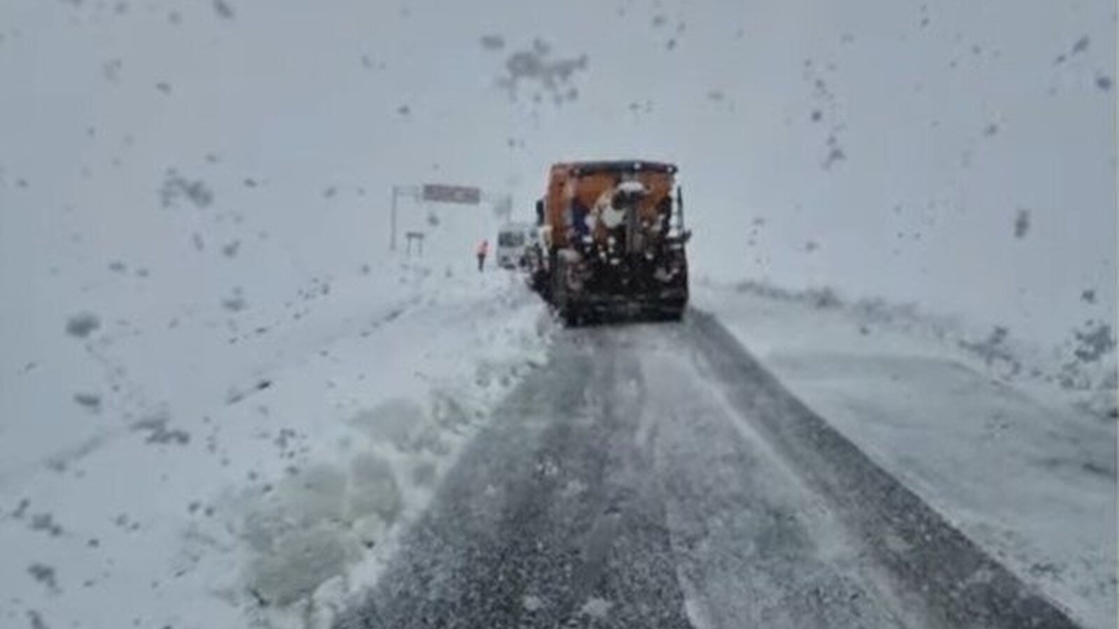 Pasos Fronterizos: Pehuenche permanece cerrado y Cristo Redentor fue habilitado