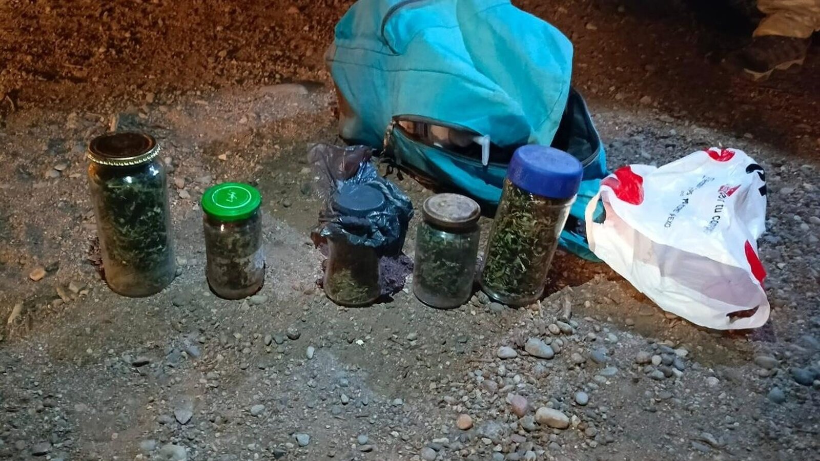 Barack encontró marihuana en un control a un colectivo en San Rafael