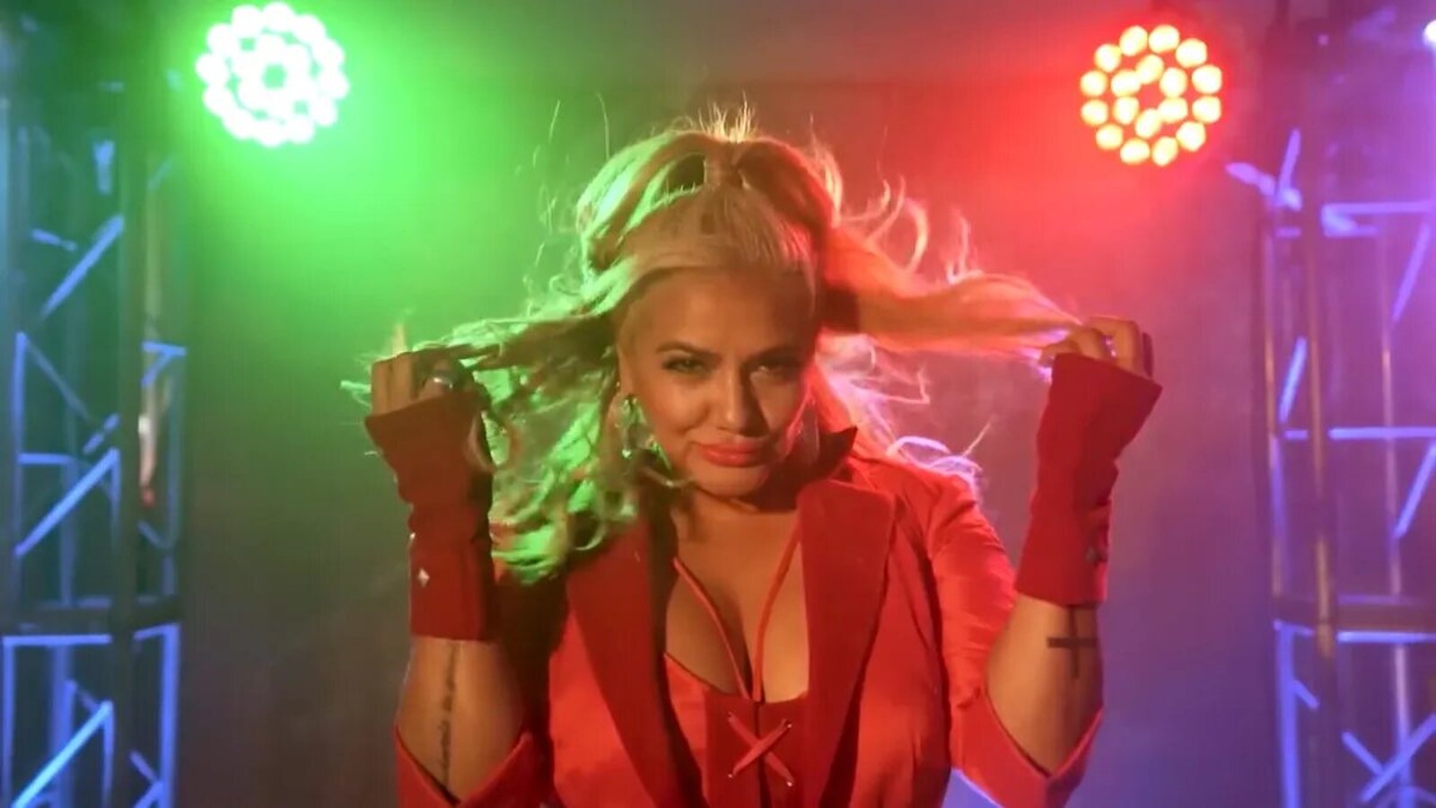 "Gladys La Bomba Tucumana irrumpe en Gran Hermano Generación Dorada con un ingreso inolvidable",