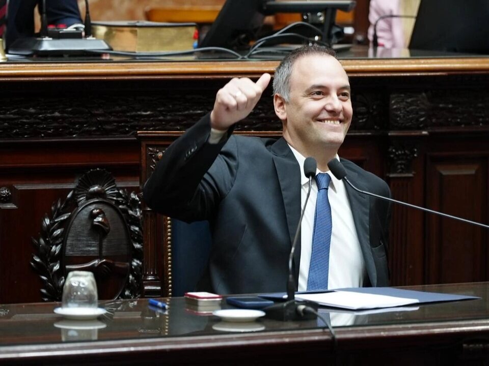 Adorni destaca avances y avala gestión de Milei en informe ante el Congreso