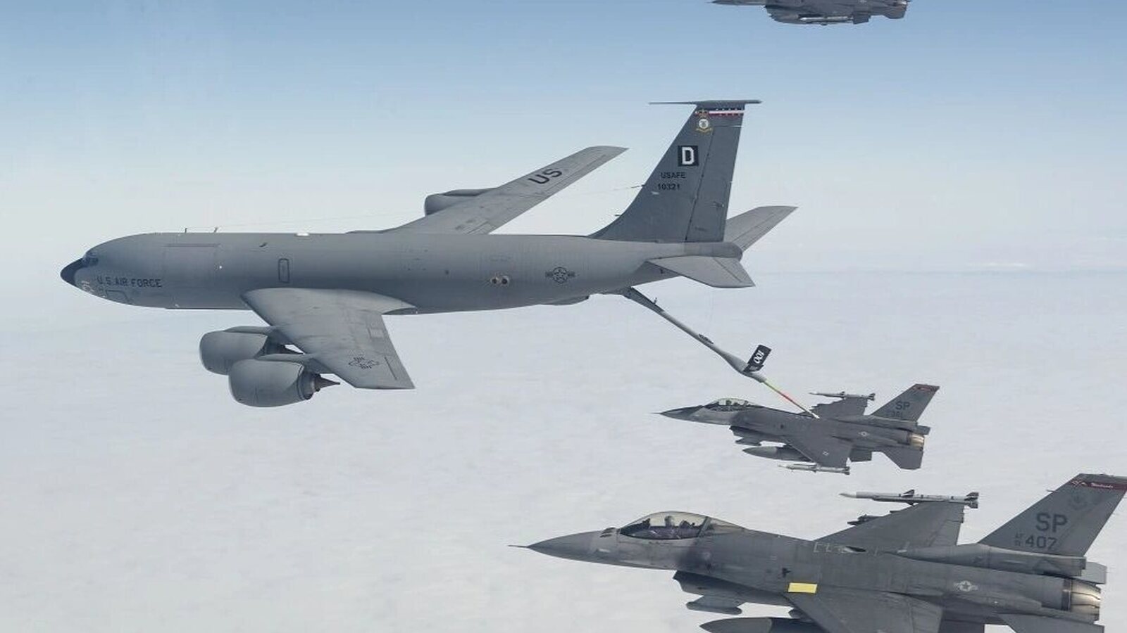 La Fuerza Aérea Argentina incorpora aviones KC-135 para ampliar su alcance operativo