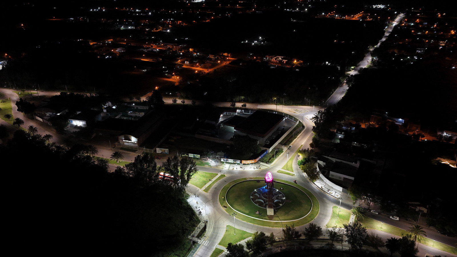 Sector en emergencia y sin presente”: Emir Félix rompió el libreto en el Desayuno de la COVIAR